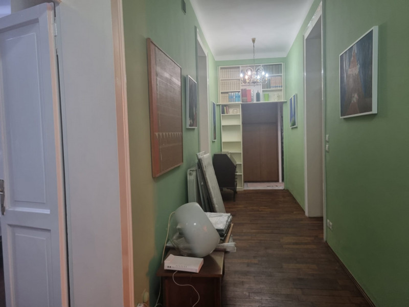 Istituti, ospedali- Stefania Pilotto Immobiliare propone in affitto ampio appartamento di 150mq c...