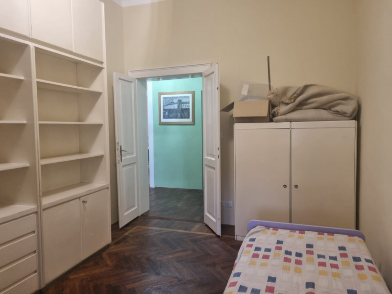 Istituti, ospedali- Stefania Pilotto Immobiliare propone in affitto ampio appartamento di 150mq c...