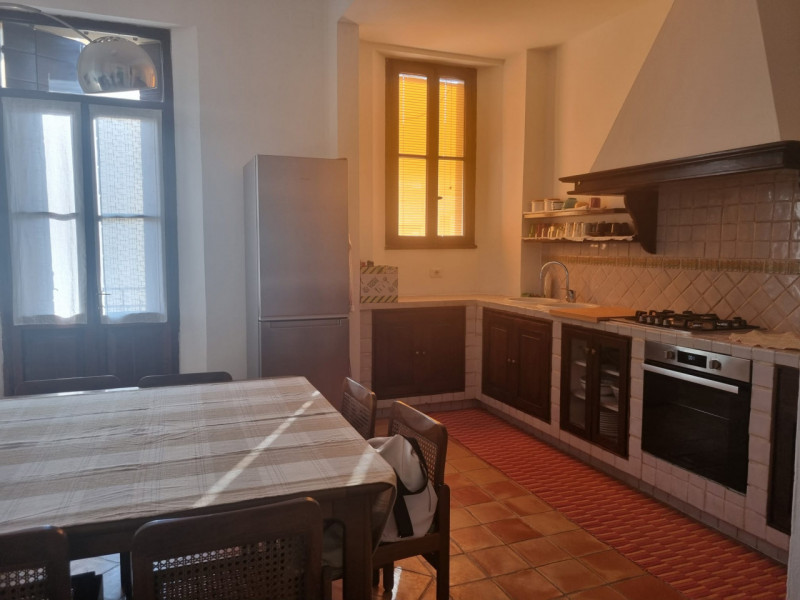 Istituti, ospedali- Stefania Pilotto Immobiliare propone in affitto ampio appartamento di 150mq c...