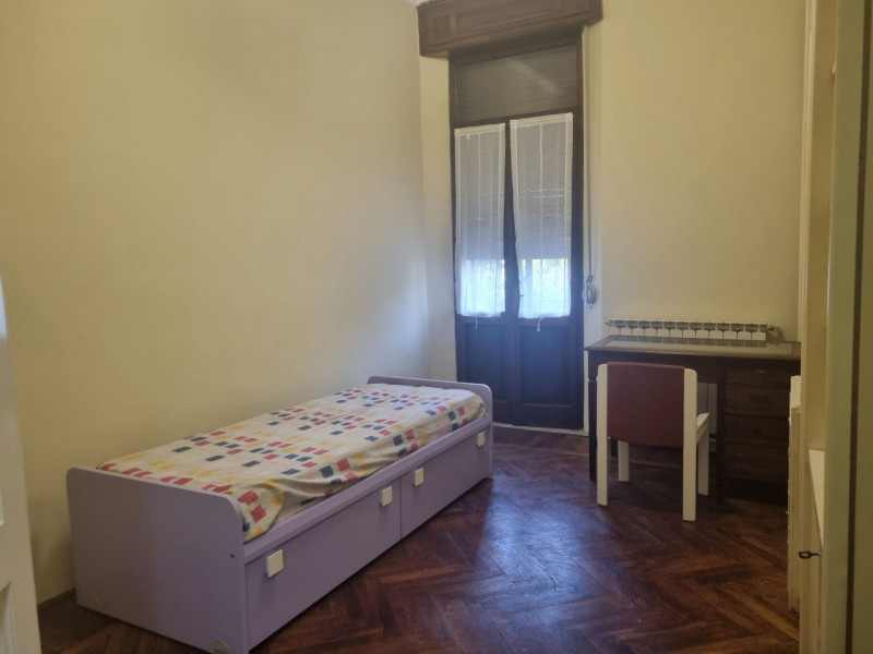 Istituti, ospedali- Stefania Pilotto Immobiliare propone in affitto ampio appartamento di 150mq c...