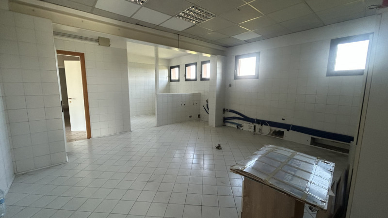 A San Giorgio delle Pertiche, lungo la strada del Santo, a meno di 20 km da Padova e Castelfranco...