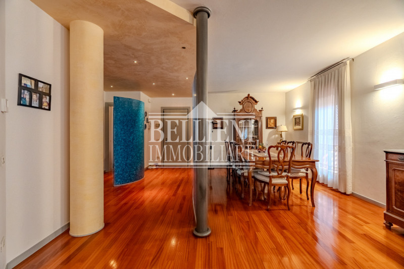 MERCATO NUOVO: In zona ben servita e comoda al Centro Storico, proponiamo in locazione uno spazio...