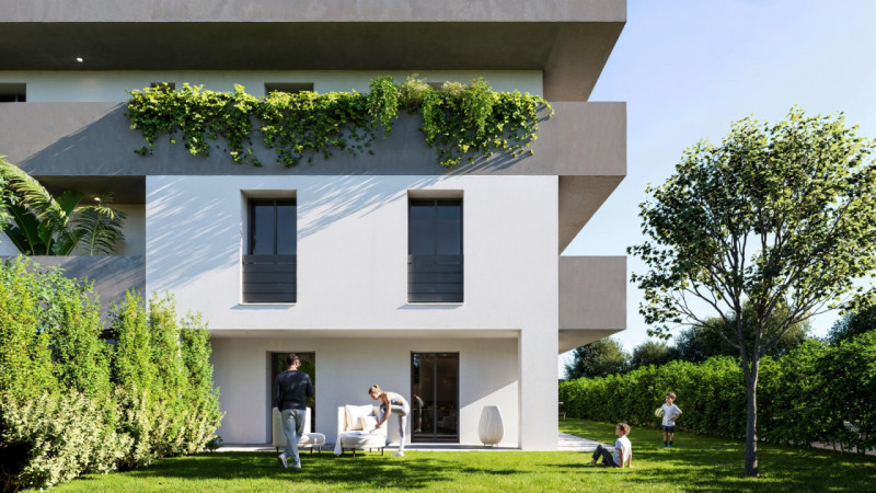 In esclusivo quartiere ai confini tra Abano e Montegrotto, su nuova ed elegante palazzina di sole...