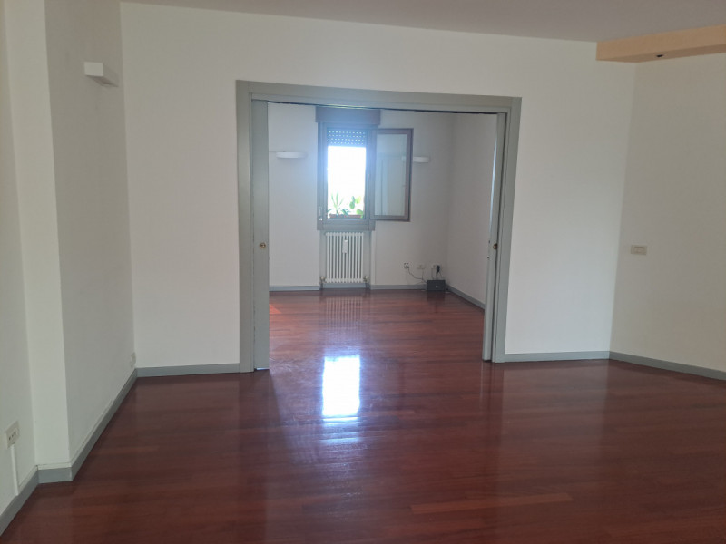 Vicenza Vendita Appartamento più di 5 locali