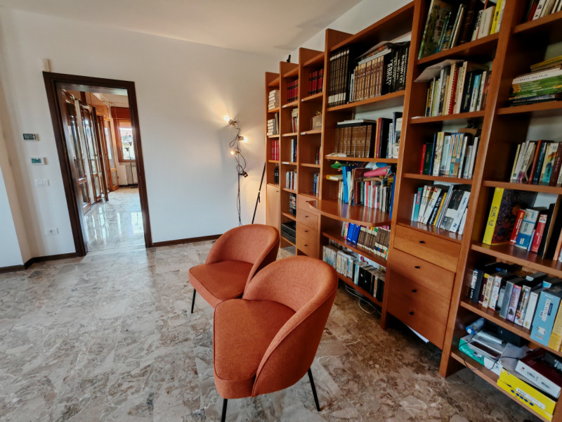 Disponibile stanza ad uso singolo in appartamento condiviso all’interno di una casa indipendente ...