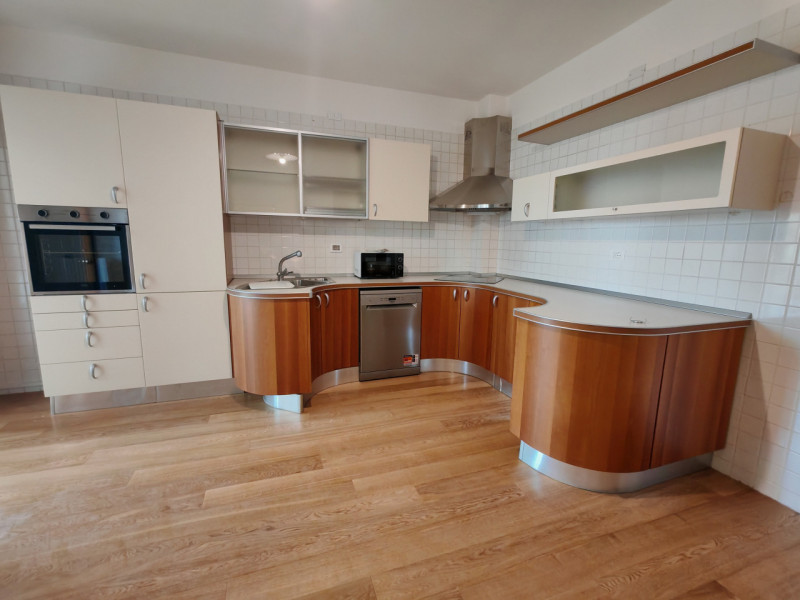 Disponibile stanza ad uso singolo in appartamento condiviso all’interno di una casa indipendente ...