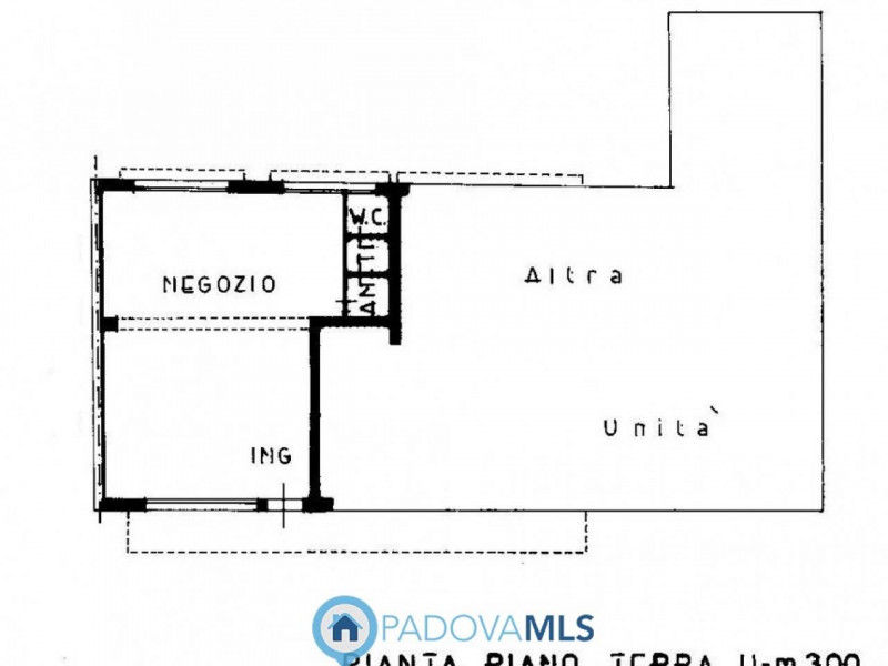 Immobile in esclusiva al Gruppo Padova MLS. 
Negozio open-space con antibagno e bagno già predisp...