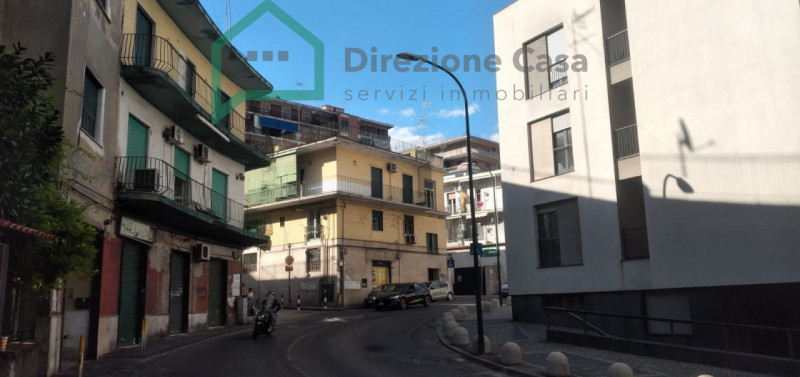 Napoli Affitto Appartamento trilocale