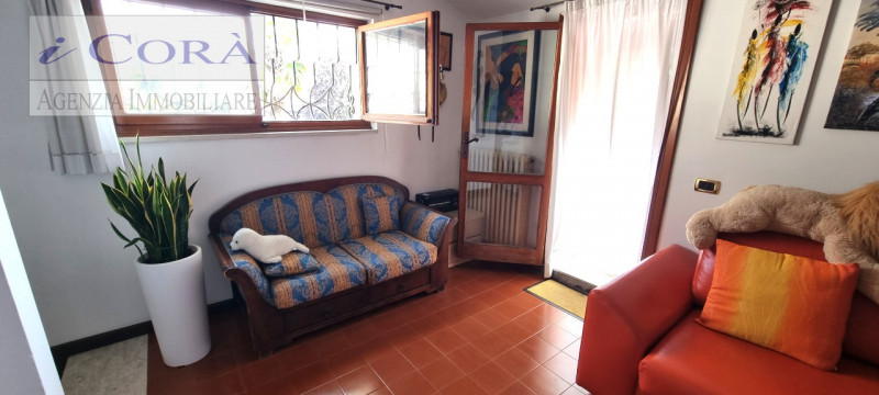 Selvazzano Dentro San Domenico, Splendida Villa di generose dimensioni con ampio studio di circa ...