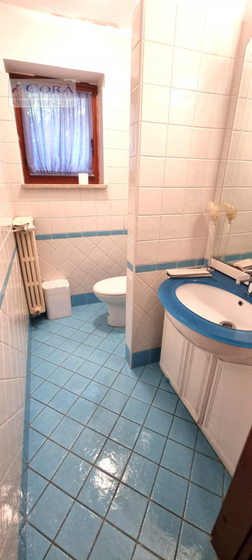 Selvazzano Dentro San Domenico, Splendida Villa di generose dimensioni con ampio studio di circa ...