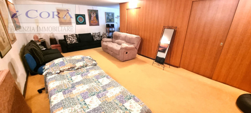 Selvazzano Dentro San Domenico, Splendida Villa di generose dimensioni con ampio studio di circa ...