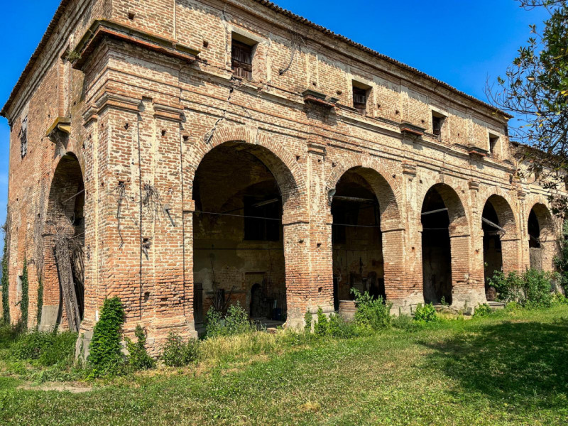 (Per INFO Vittorio 3517343301) Stai cercando un luogo dove vivere immerso nella bellezza dei Coll...