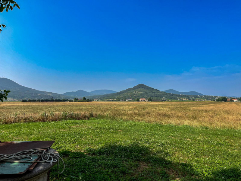 (Per INFO Vittorio 3517343301) Stai cercando un luogo dove vivere immerso nella bellezza dei Coll...