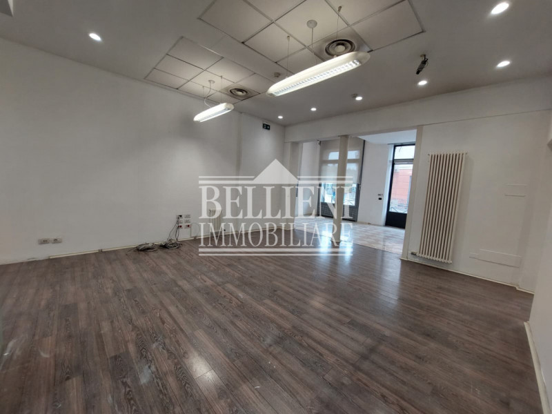 BORGO BERGA/VIALE MARGHERITA 113: in posizione strategica e dalla grande visibilità fronte strada...