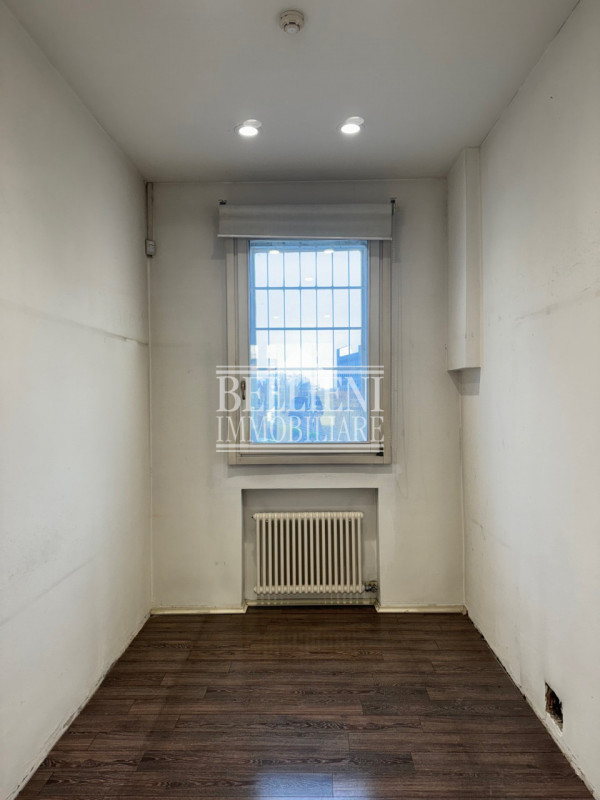 BORGO BERGA/VIALE MARGHERITA 113: in posizione strategica e dalla grande visibilità fronte strada...