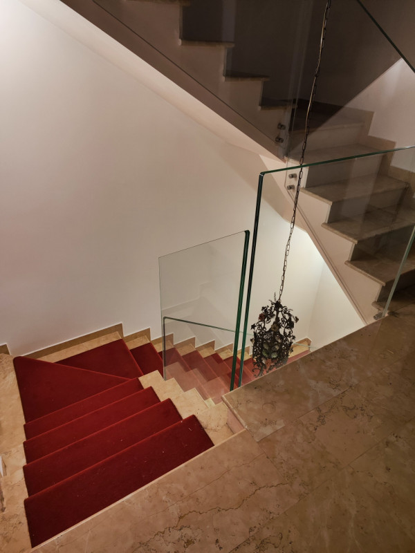 SAN GIOVANNI/DUOMO

Presentiamo un'elegante e spaziosa soluzione abitativa nel cuore della zona d...