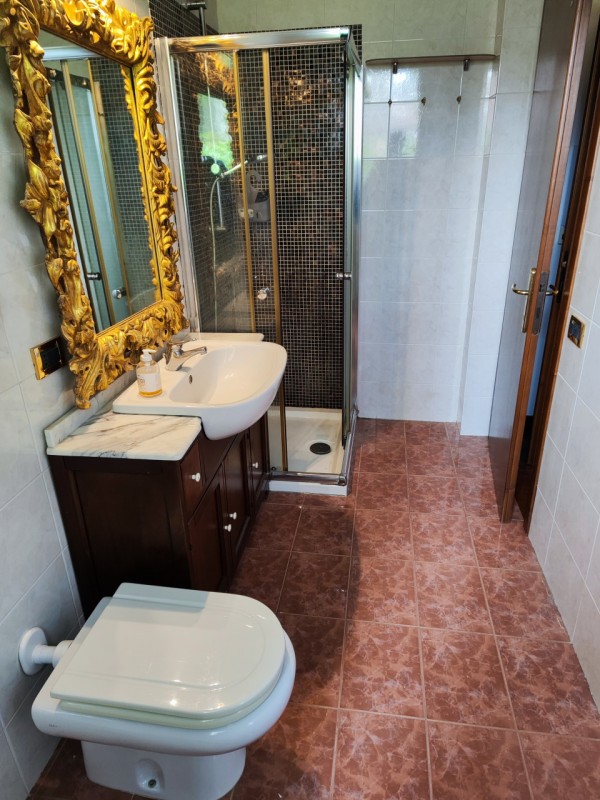 SAN GIOVANNI/DUOMO

Presentiamo un'elegante e spaziosa soluzione abitativa nel cuore della zona d...