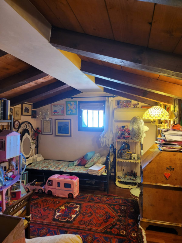 SAN GIOVANNI/DUOMO

Presentiamo un'elegante e spaziosa soluzione abitativa nel cuore della zona d...