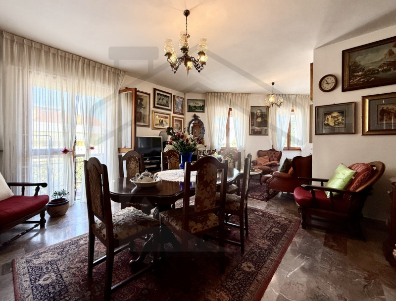 MONTEGROTTO TERME - In tranquillo contesto residenziale ma comodo a tutti servizi, nella zona di ...