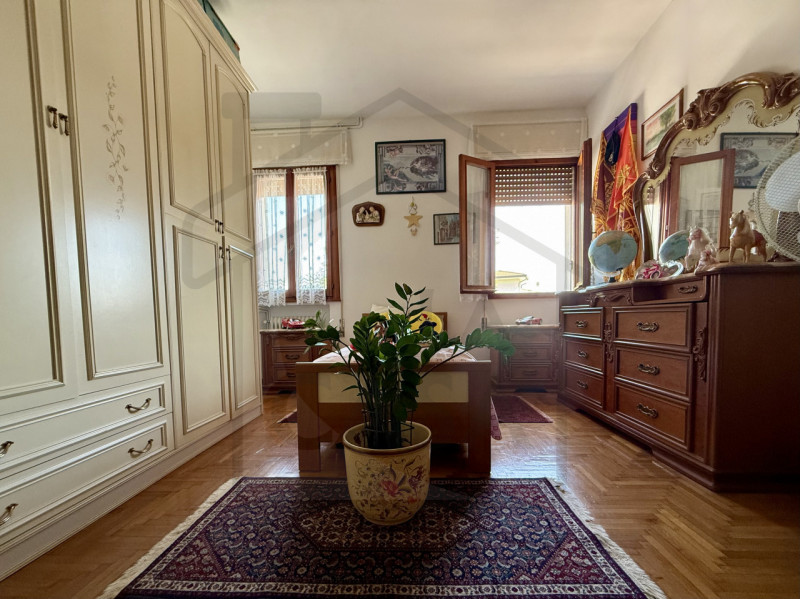 MONTEGROTTO TERME - In tranquillo contesto residenziale ma comodo a tutti servizi, nella zona di ...