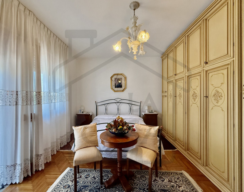 MONTEGROTTO TERME - In tranquillo contesto residenziale ma comodo a tutti servizi, nella zona di ...