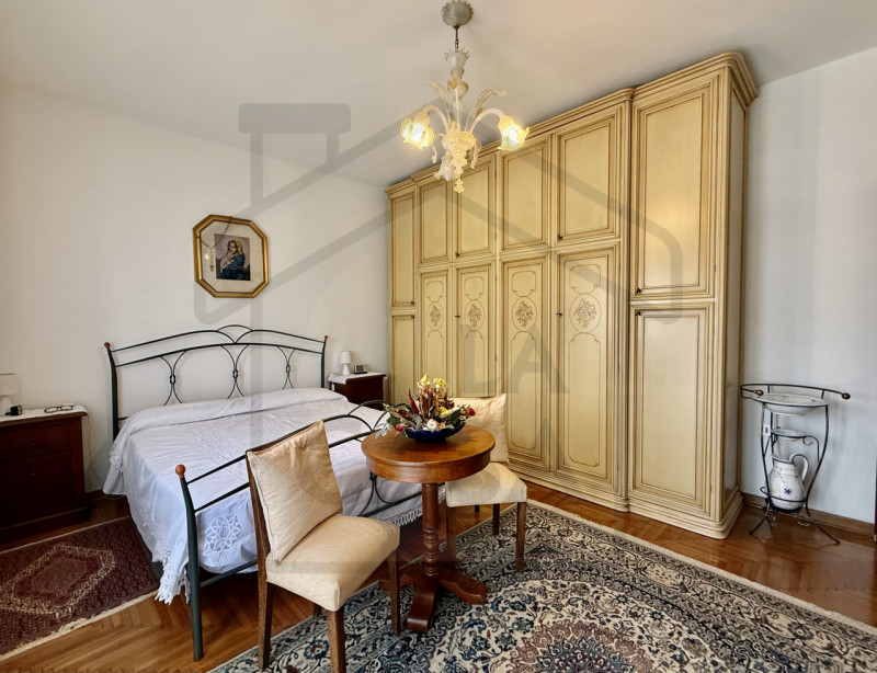 MONTEGROTTO TERME - In tranquillo contesto residenziale ma comodo a tutti servizi, nella zona di ...