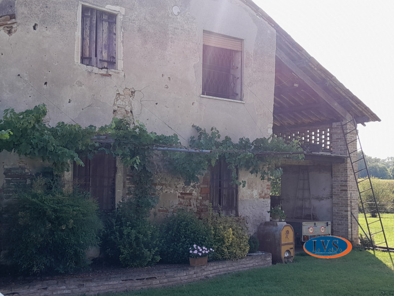 MONTEGALDELLA- Se stai cercando un luogo dove rilassarti e rigenerarti dopo una lunga giornata di...