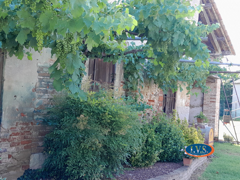 MONTEGALDELLA- Se stai cercando un luogo dove rilassarti e rigenerarti dopo una lunga giornata di...