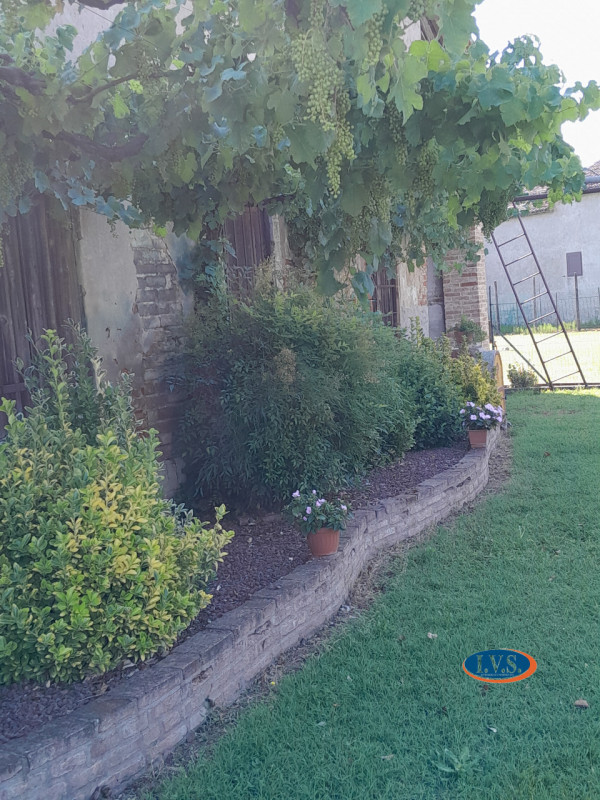 MONTEGALDELLA- Se stai cercando un luogo dove rilassarti e rigenerarti dopo una lunga giornata di...