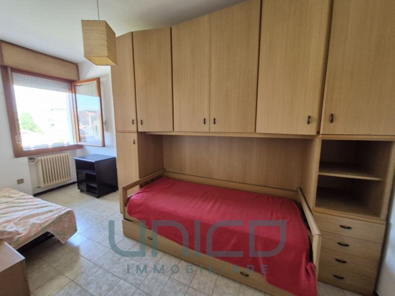 Padova - Zona Bassanello
DA SETTEMBRE
Affittasi appartamento bilocale di 30 mq sito al secondo e ...