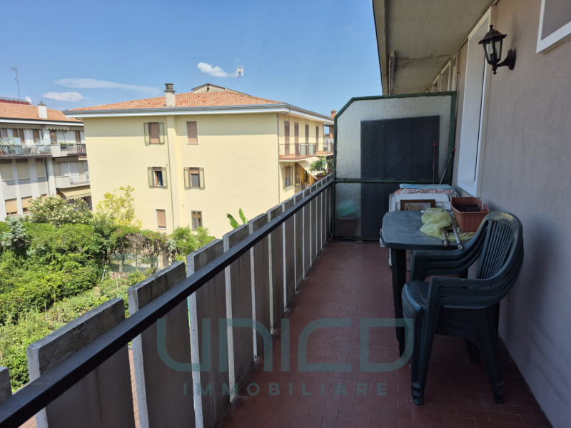 Padova - Zona Bassanello
DA SETTEMBRE
Affittasi appartamento bilocale di 30 mq sito al secondo e ...