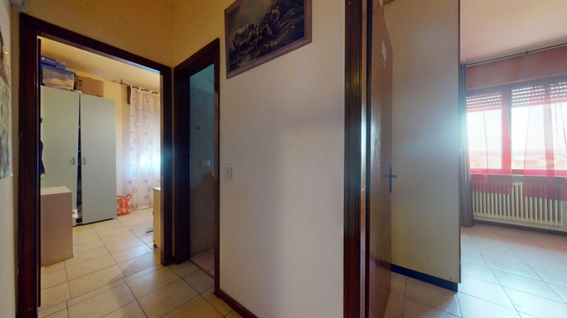 SAN LAZZARO – BICAMERE CON TERRAZZO E GARAGE: In zona San Lazzaro, comoda a tutti i principali se...