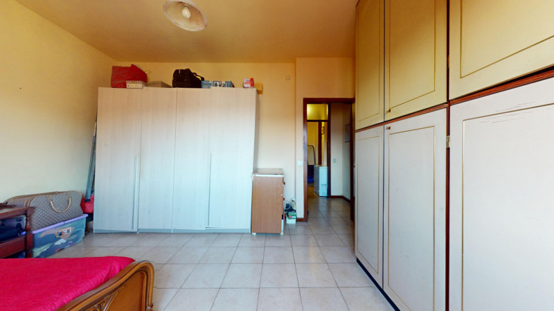 SAN LAZZARO – BICAMERE CON TERRAZZO E GARAGE: In zona San Lazzaro, comoda a tutti i principali se...