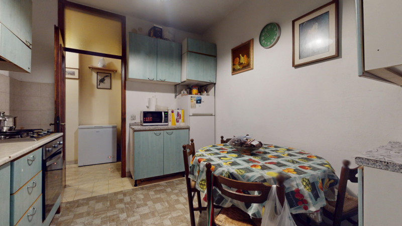 SAN LAZZARO – BICAMERE CON TERRAZZO E GARAGE: In zona San Lazzaro, comoda a tutti i principali se...