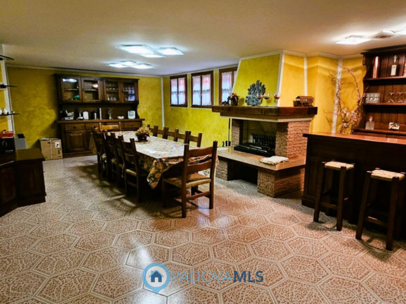 Immobile in esclusiva al Gruppo Padova MLS
Situata nella zona di Codiverno, nel comune di Vigonza...