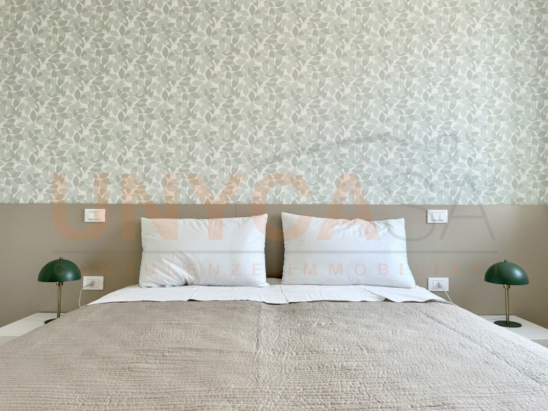 TOMBOLO: in posizione centrale e ben visibile, ti proponiamo in vendita un intero fabbricato rece...