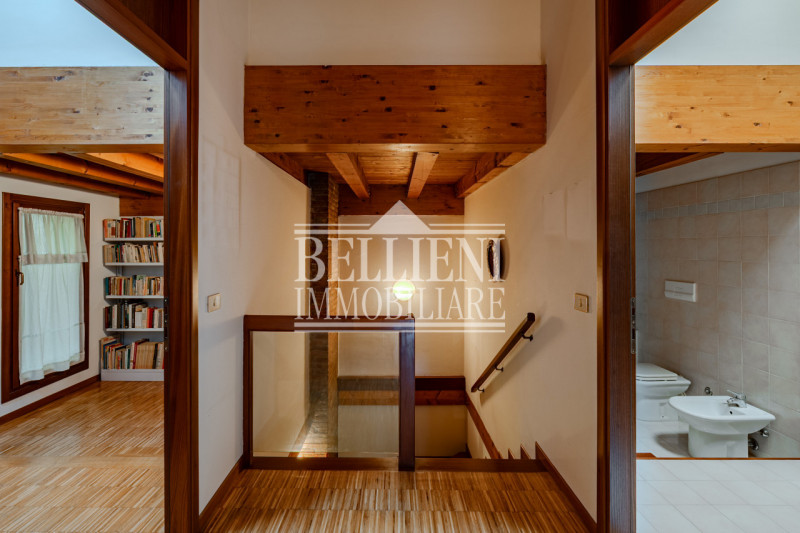 CENTRO STORICO - Nel prestigioso contesto del Centro Storico di Vicenza, a pochi passi dal celebr...