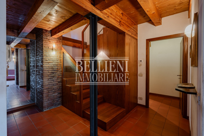 CENTRO STORICO - Nel prestigioso contesto del Centro Storico di Vicenza, a pochi passi dal celebr...