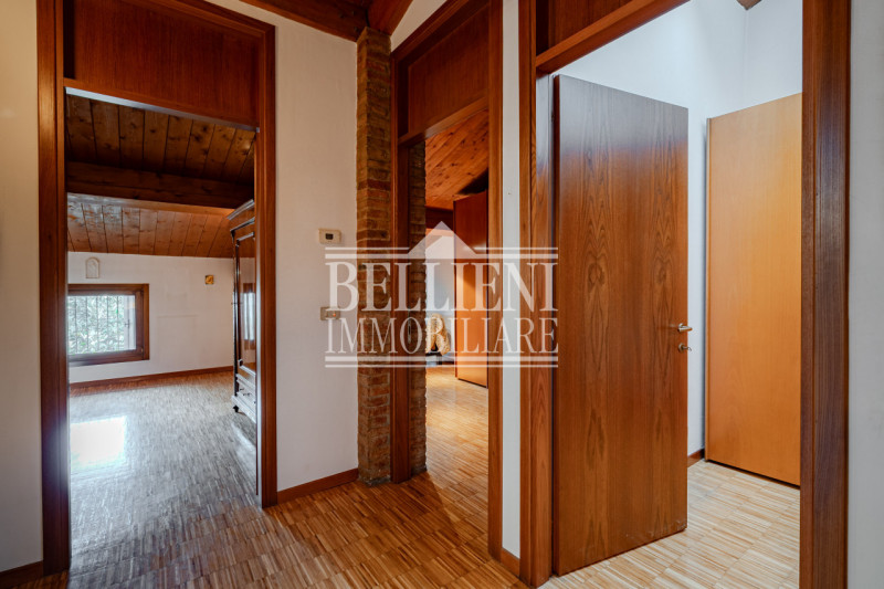 CENTRO STORICO - Nel prestigioso contesto del Centro Storico di Vicenza, a pochi passi dal celebr...