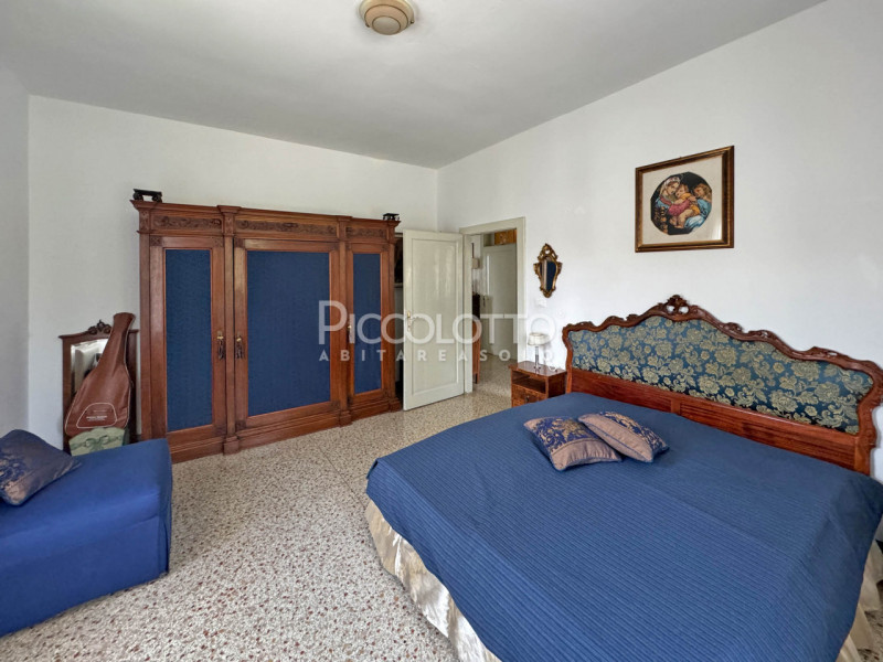 Rif. V5311 - Appartamento in vendita ad Asolo con splendida vista panoramica sulla pianura, in tr...