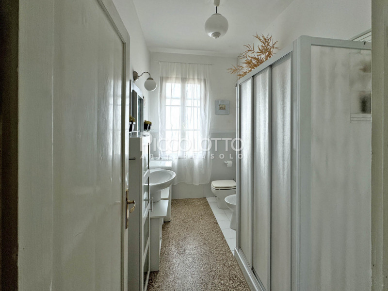 Rif. V5311 - Appartamento in vendita ad Asolo con splendida vista panoramica sulla pianura, in tr...