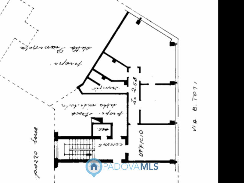 Immobile in esclusiva al Gruppo Padova MLS
Scopri un'opportunità imperdibile per il tuo business!...