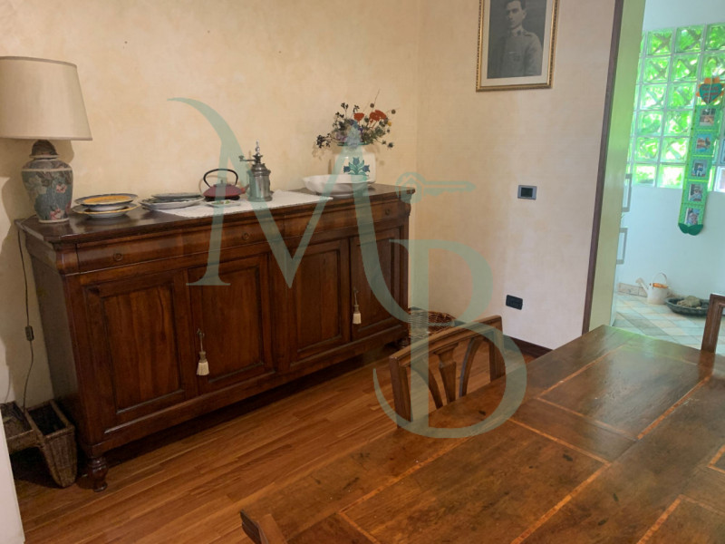 PADOVA, ZONA PIO X: Immobiliare MB propone in vendita un appartamento di grandi dimensioni in zon...