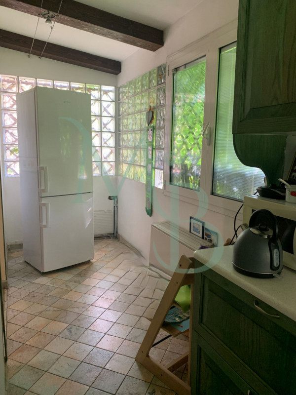 PADOVA, ZONA PIO X: Immobiliare MB propone in vendita un appartamento di grandi dimensioni in zon...