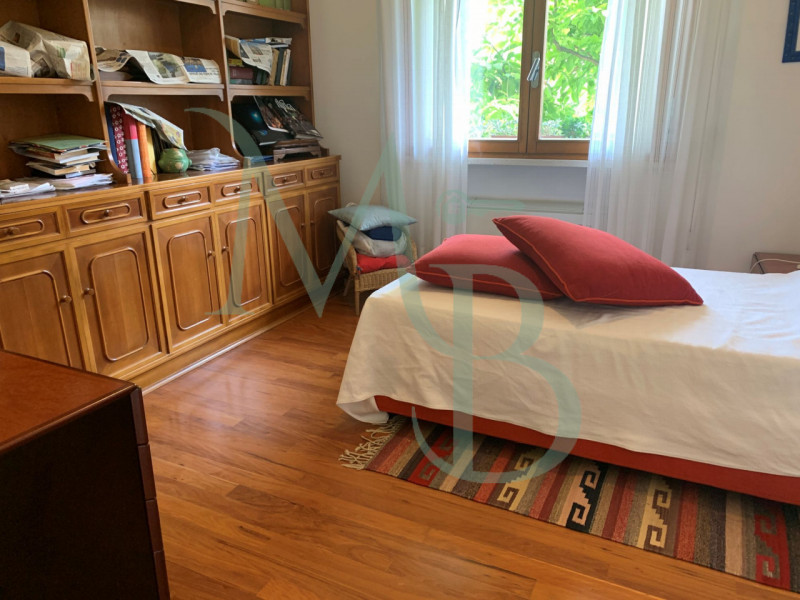 PADOVA, ZONA PIO X: Immobiliare MB propone in vendita un appartamento di grandi dimensioni in zon...