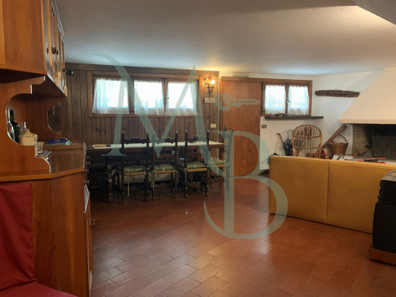 PADOVA, ZONA PIO X: Immobiliare MB propone in vendita un appartamento di grandi dimensioni in zon...