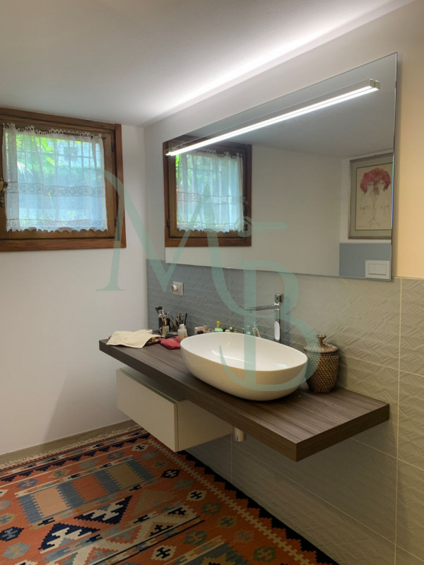 PADOVA, ZONA PIO X: Immobiliare MB propone in vendita un appartamento di grandi dimensioni in zon...