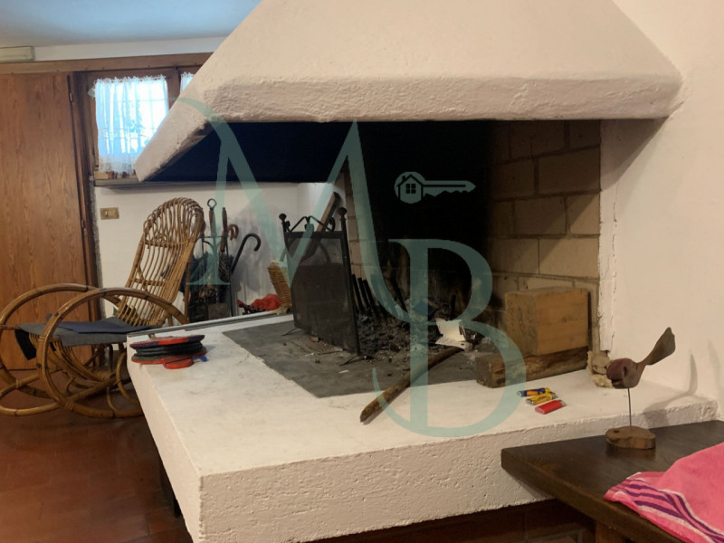 PADOVA, ZONA PIO X: Immobiliare MB propone in vendita un appartamento di grandi dimensioni in zon...