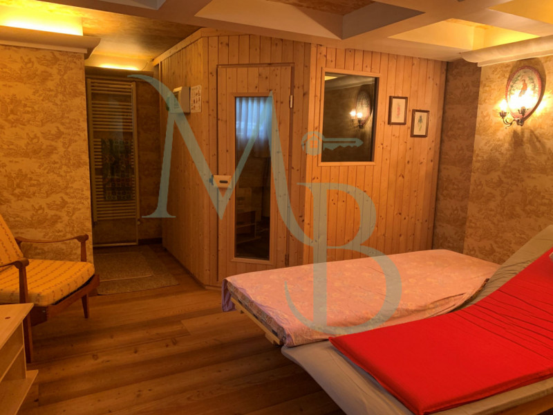 PADOVA, ZONA PIO X: Immobiliare MB propone in vendita un appartamento di grandi dimensioni in zon...