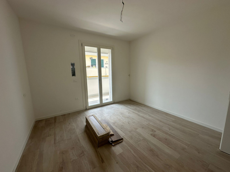 Se desideri vivere nel cuore di Caselle, nella zona più ricercata e tranquilla di Selvazzano Dent...